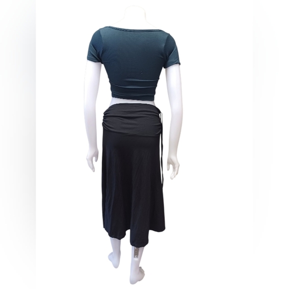 Patagonia The Kamala Midi Skirt Black EUC Size Medium - Picture 5 of 9